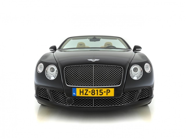 Bentley Continental GTC Speed 6.0 W12 *ADAPT.CRUISE+SOFT-CLOSE+AIR-SCARF+NAIM-SOUND+BREITLING+XENON+VOLLEDER+MASSAGE+CAMERA+ECC*