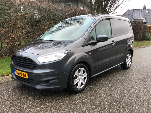 Ford Transit Courier 95pk | Trend Cruise | Stoelverwarming | Nette auto!