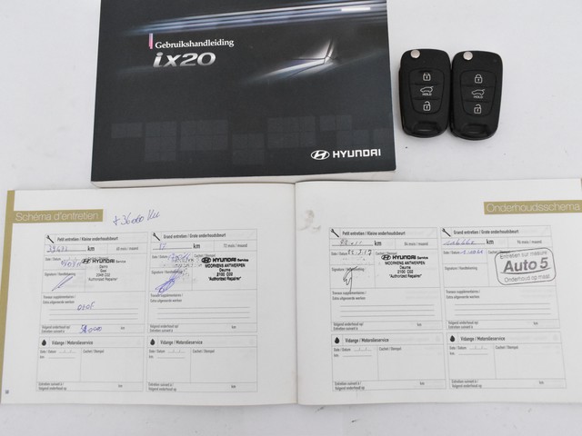 Hyundai ix20 1.4 CRDi i-Vision   AIRCO   ELEK. RAMEN   RADIO-CD-USB   METALLIC   TREKHAAK