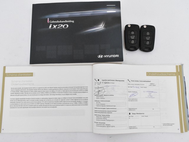 Hyundai ix20 1.4 CRDi i-Vision   AIRCO   ELEK. RAMEN   RADIO-CD-USB   METALLIC   TREKHAAK