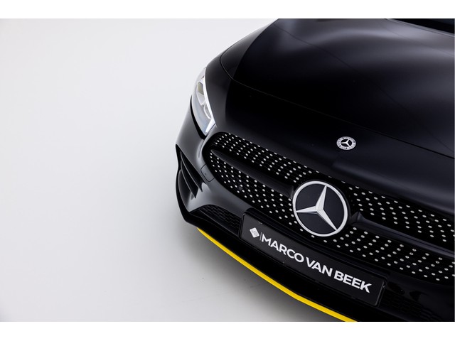 Mercedes-Benz A-Klasse 180 AMG | Pano | Night | 19 | Carplay