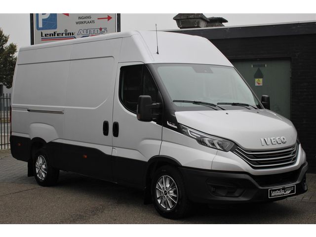 Iveco Daily 35S18 HiMatic L2H2 Navi Clima adaptive cruise 16 inch lmv trekhaak voorraad
