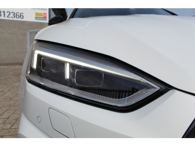 Audi S5 Coupe 3.0 TFSI Quattro Panoramadak Virtueel dashboard Navigatie Achteruitrijcamera B&O Sfeerverlichting Lederen RS kuipstoelen E