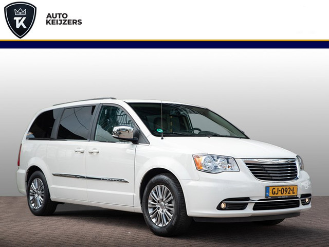 Chrysler Town & Country 3.6 V6 7Persoons Leer Navi Camera Zondag a.s. open!