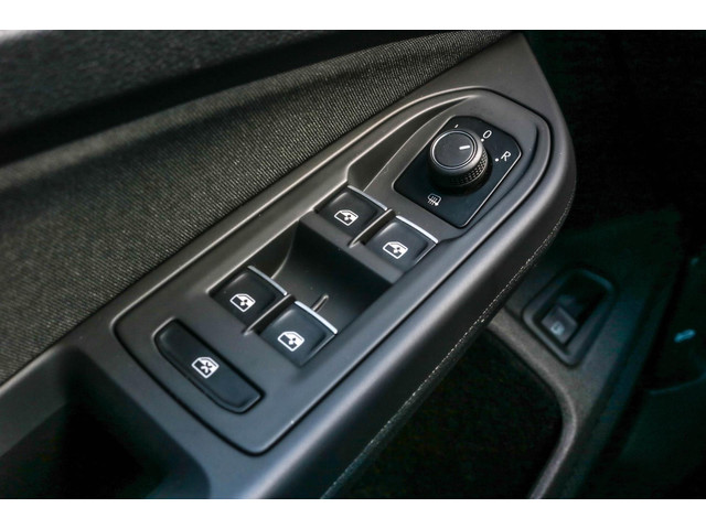 Volkswagen Golf 8 1.4 eHybrid Pano LED Virtual Apple Carplay