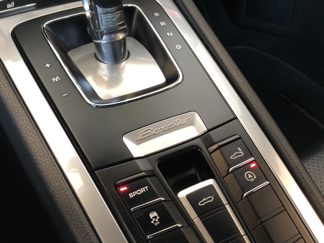Porsche Boxster 2.7 PDK Automaat, NL Auto, Lederen Sportstoelen + Stoelverwarming, 20 Wielen, Navigatie, Climate Control, Parkeersensoren V+A, 