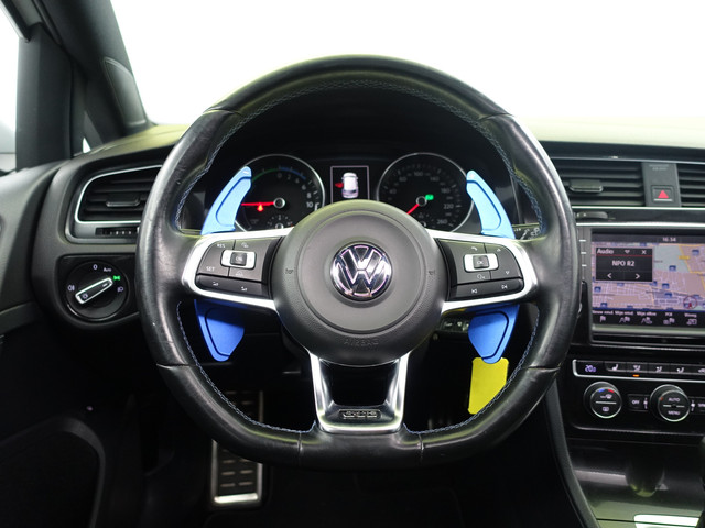 Volkswagen Golf 1.4 TSI GTE+ Aut- Panodak, Camera, Stoelverwarming, Navi, Xenon Led