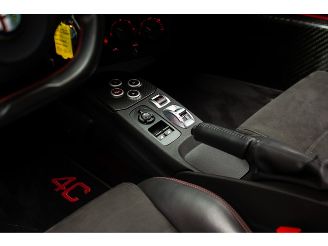 Alfa Romeo 4C 1750TBI TCT | NL Auto | Carbon | Cruise control |