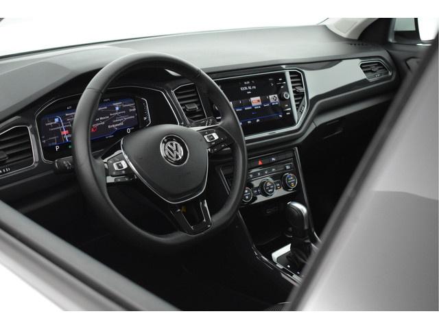 Volkswagen T-Roc 1.5 TSI 150pk DSG Sport Led Virtual Cockpit Navigatie