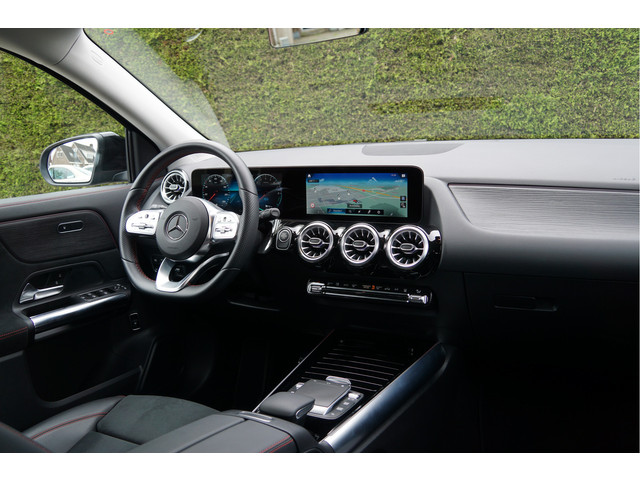 Mercedes-Benz GLA GLA 250 e AMG Line Night | Multibeam Sfeerverlichting Carplay
