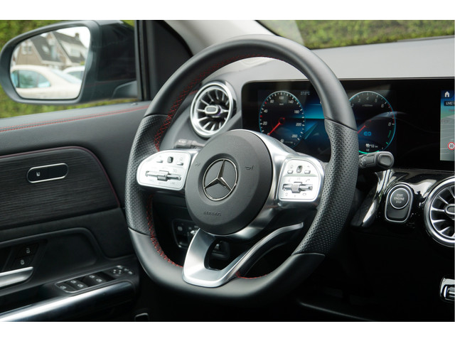 Mercedes-Benz GLA GLA 250 e AMG Line Night | Multibeam Sfeerverlichting Carplay