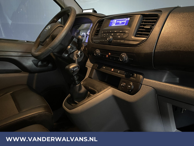 Toyota ProAce 2.0D-4D 123pk L3H1 XL Euro6 Airco | Camera | Navigatie | 2500kg trekhaak parkeersensoren, stoelverwarming, 3-zits