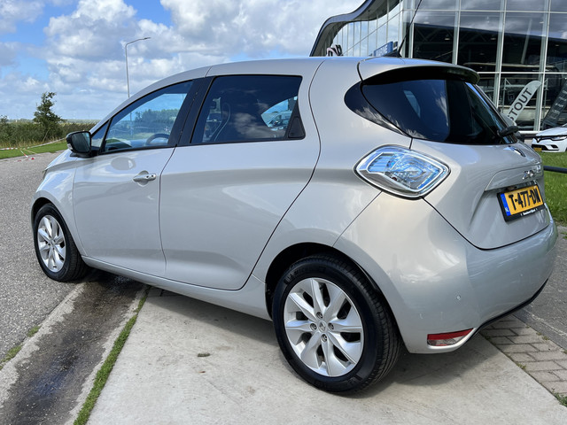 Renault ZOE E-Tech Electric Q210 Intens Quickcharge 22 kWh (KoopBatterij)   PDC A   Keyless   Privacy Glass   R-Link   Clima   Cruise   16 
