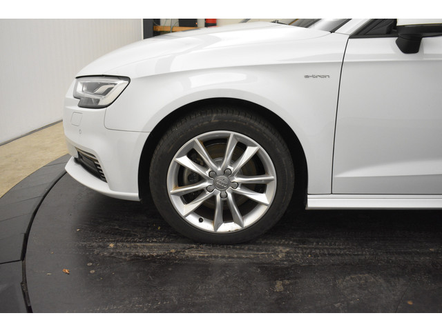 Audi A3 Sportback 1.4 e-tron PHEV Sport Virtual Dakrail Keyless PDC v+a Stoelver