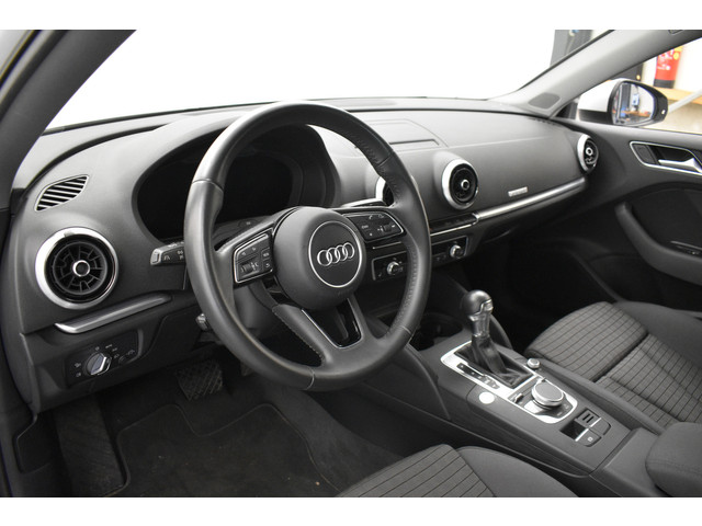Audi A3 Sportback 1.4 e-tron PHEV Sport Virtual Dakrail Keyless PDC v+a Stoelver