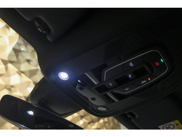 Audi A5 Sportback 40 TFSI 190pk S-Line Panoramadak Virtual cockpit Cruise Clima *BTW auto* NLauto Matrix