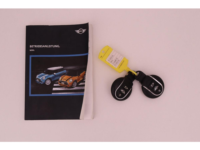 MINI Cooper S 2.0 Chili | Automaat | Panoramadak | Harman Kardon | Head-up | Navigatie | Half leder | Park Assist | Full LED