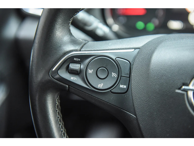Opel Grandland X 1.2 Turbo Business Executive Aut. [ Nav + cam Apple Carplay Android Auto ]