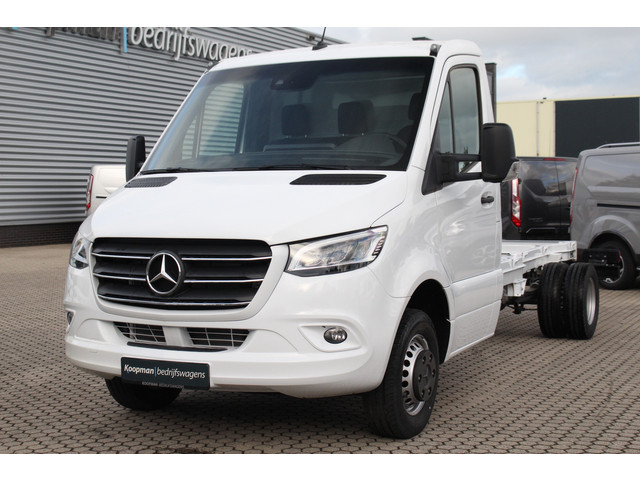 Mercedes-Benz Sprinter 519 2.0CDI 190pk L3 | Chassis Cabine | Automaat | MBux 10 | Cruise | Climate | Dubbellucht | Lease 896,- p m