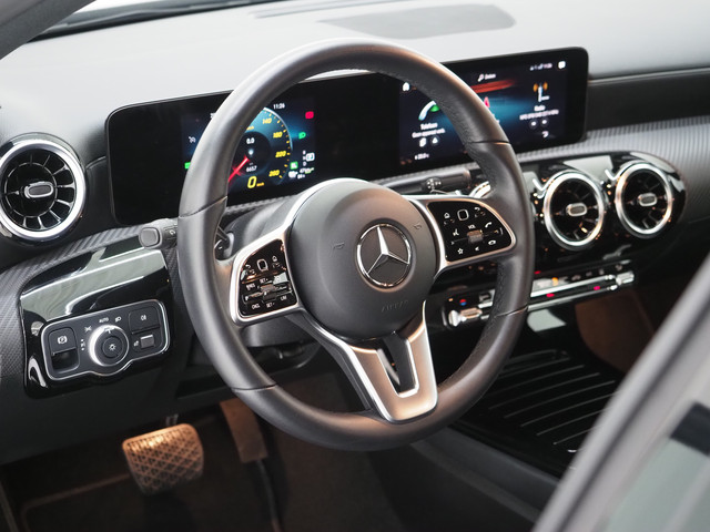 Mercedes-Benz A-Klasse 250e Panamericana | LED | Camera | DAB+ | Carbon