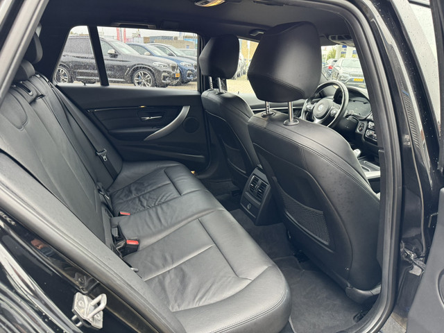 BMW 3 Serie Touring 318i Automaat M Sport Lederen Interieur LED Trekhaak Stoelverwarming Navi Pro Chrome Line Dealeronderhouden