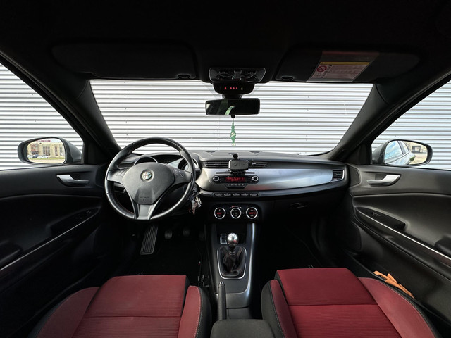 Alfa Romeo Giulietta 1.4 T Veloce | Clima| 140pk gechipt|