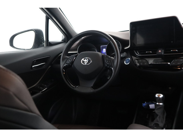 Toyota C-HR 1.8 Hybrid Dynamic Adaptive, Camer, Blis, Keyless entry