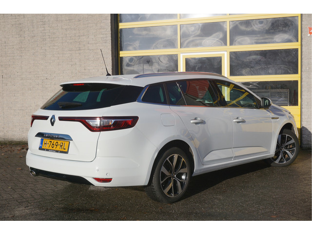 Renault Mégane Estate 1.3 TCe Bose BJ2020 Lmv 17 | Led | Pdc | Keyless entry | Achteruitrijcamera | Groot navi | Climate control | Cruise cont