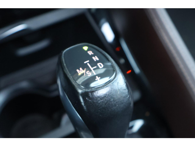 BMW X1 2.0 SDRIVE 20I AUT | LED | Leder | Stoelverwarming | Pano