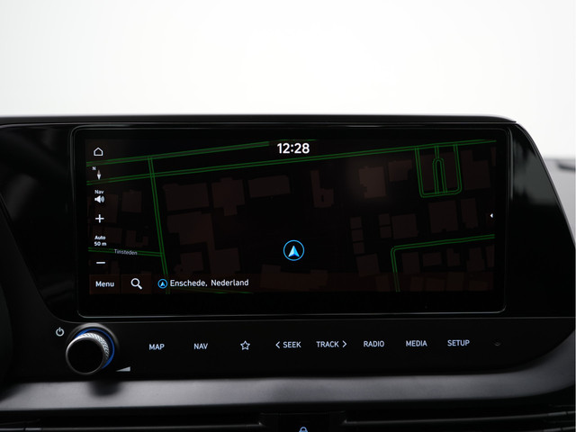 Hyundai i20 1.0 T-GDI Comfort Smart Automaat | Navigatie | Parkeercamera | EXCLUSIEF OPENINGSVOORDEEL!