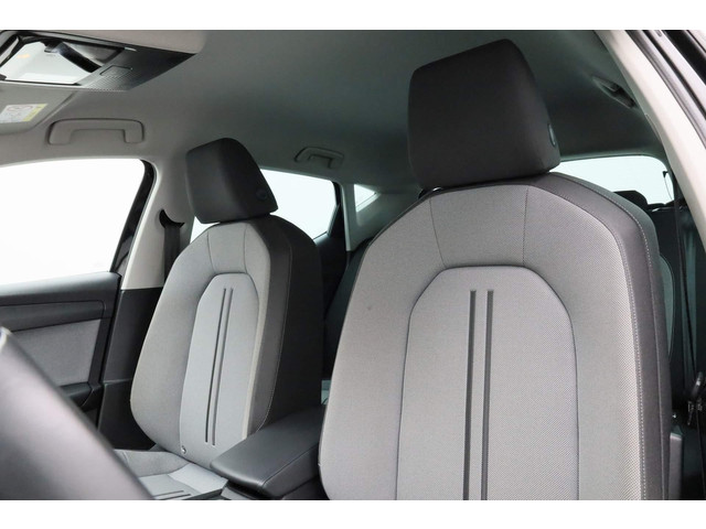 Seat Leon 1.0 TSI 110PK Style Business Intense | Navi | Camera | ACC | 16 inch | Virtual Cockpit | Keyless start