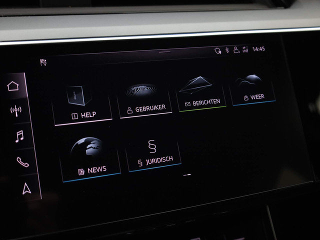 Audi e-tron 55 quattro Advanced 95 kWh 300kW 408PK · Panoramadak · Trekhaak · Leder