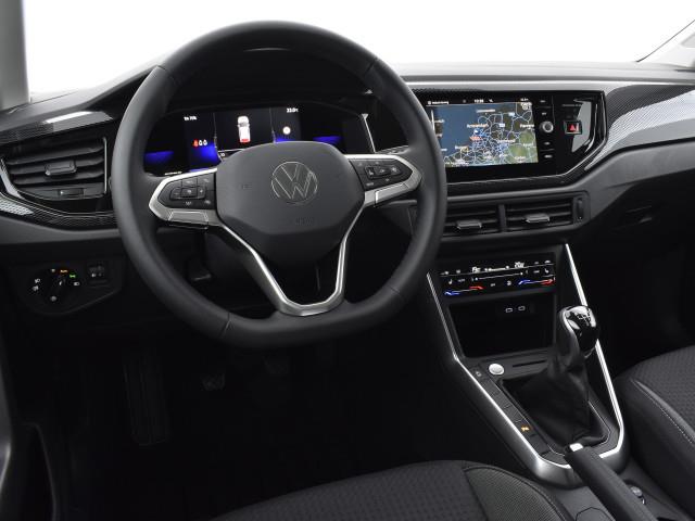 Volkswagen Taigo 1.0 TSI Life | 16 inch lichtmetaal | Multimedia pakket | Parkeersensoren voor en achter | *Komnr: 271514* *In bestelling*