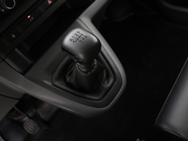 Toyota ProAce Worker 1.6 D-4D Cool Comfort | PDC | Airco | Cruisecontrol | Oprijplaat | Euro 6 |