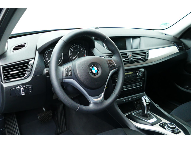 BMW X1 sDrive20i 184pk Limited Series. Clima, Cruise, Navi, Xenon, Trekhaak Afn 1800kg
