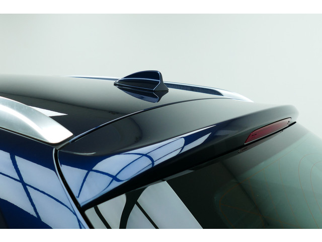 BMW X1 sDrive20i 184pk Limited Series. Clima, Cruise, Navi, Xenon, Trekhaak Afn 1800kg