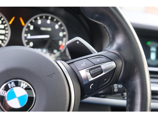 BMW X3 sDrive20i 184pk Aut. High Executive | Navi | Adaptive Cruise | Head-up Display | Bi-Xenon | Camera | Panoramadak
