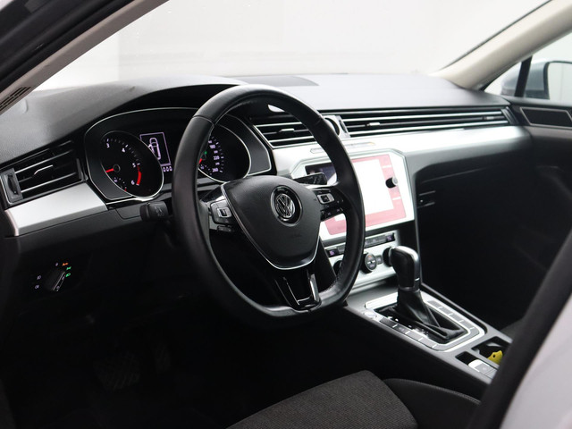 Volkswagen Passat Variant 1.6 TDI Comfortline Business Automaat ACC | Navigatie Dealeronderhouden