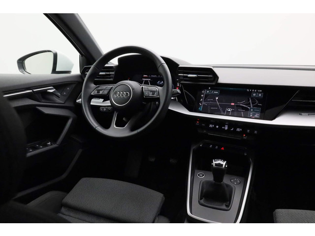 Audi A3 Sportback 35 TFSI 150PK Advanced edition | Pano | Zwart optiek | Camera