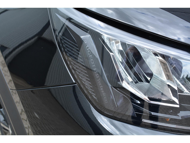 Peugeot e-2008 EV Allure Pack 50kWh 136pk | UIT VOORRAAD LEVERBAAR |