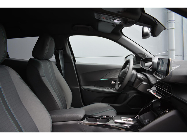 Peugeot e-2008 EV Allure Pack 50kWh 136pk | UIT VOORRAAD LEVERBAAR |