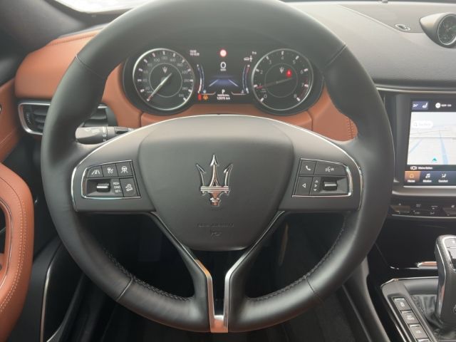 Maserati Levante 2.0 Hybrid GT 330 PK ACC Panoramadak 21 Inch Matrix LED 360 Camera Memory
