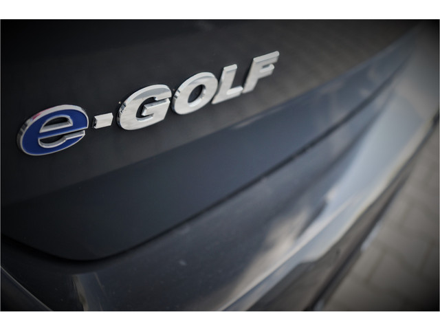 Volkswagen e-Golf | PDC+CAMERA | LED |  AUT. AIRCO | NAVIGATIE | SUBSIDIE | GROOT SCHERM | APPLE ANDROID AUTO | 2 SLEUTELS | 5 DEURS | MARGE | E-E