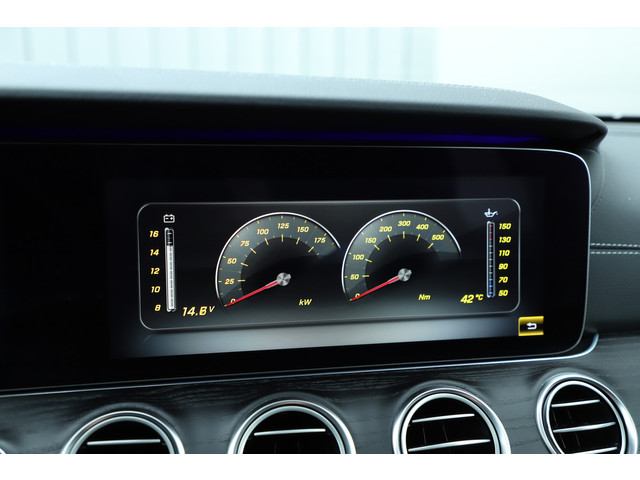 Mercedes-Benz E-Klasse Estate 220d AMG Aut9 | Luchtvering | Head-up | Keyles-go | Distronic | Sfeerverlichting | Panoramadak | Standkachel | Multi-beam