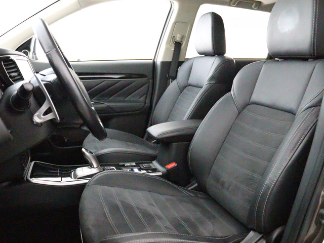 Mitsubishi Outlander 2.4 PHEV Intense+ | Schuif- Kanteldak | Stoel- Stuurverwarming | Rockford PremiumAudio |