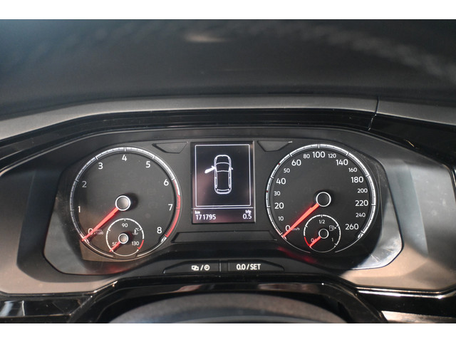 Volkswagen Polo 1.0 TSI Comfortline BTW Ecc Navigatie Adaptieve Cruise control LED Rijklaarprijs Inruil Mogelijk!