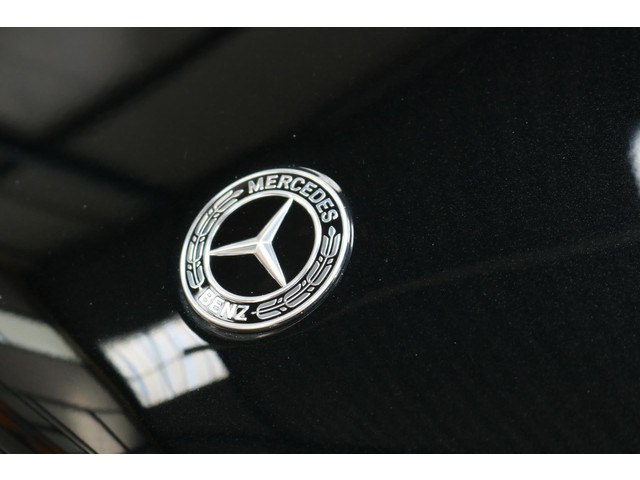 Mercedes-Benz A-Klasse 180 AMG Line | Panorama dak