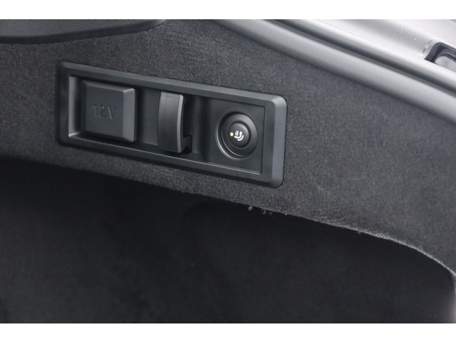 BMW i4 eDrive40 84 kWh M Sport | Navi | Adapt. Cruise | Camera | Keyless | Park Assist | Elek. Trekhaak