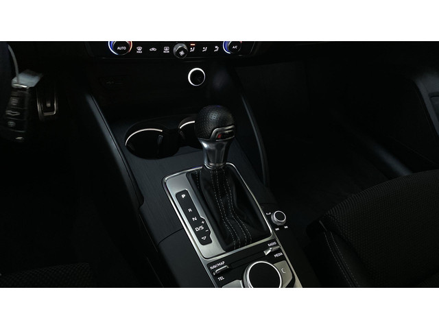 Audi A3 Sportback 30 TFSI Sport S Line Edition Leder-Stof LED Navigatie