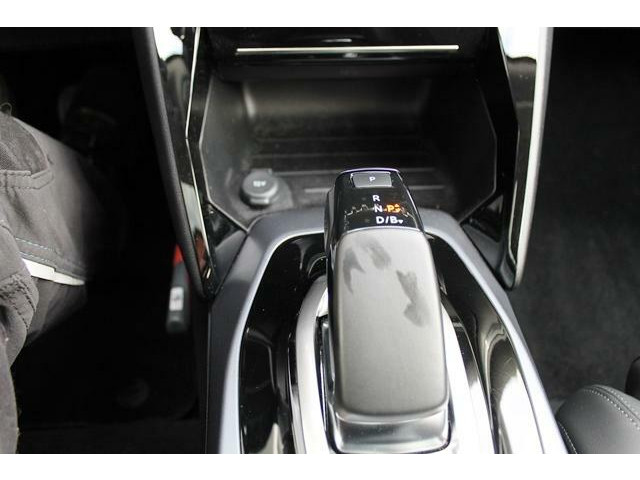 Peugeot e-2008 EV Allure 50 kWh | Navi | Panorama dak | GT stoelen